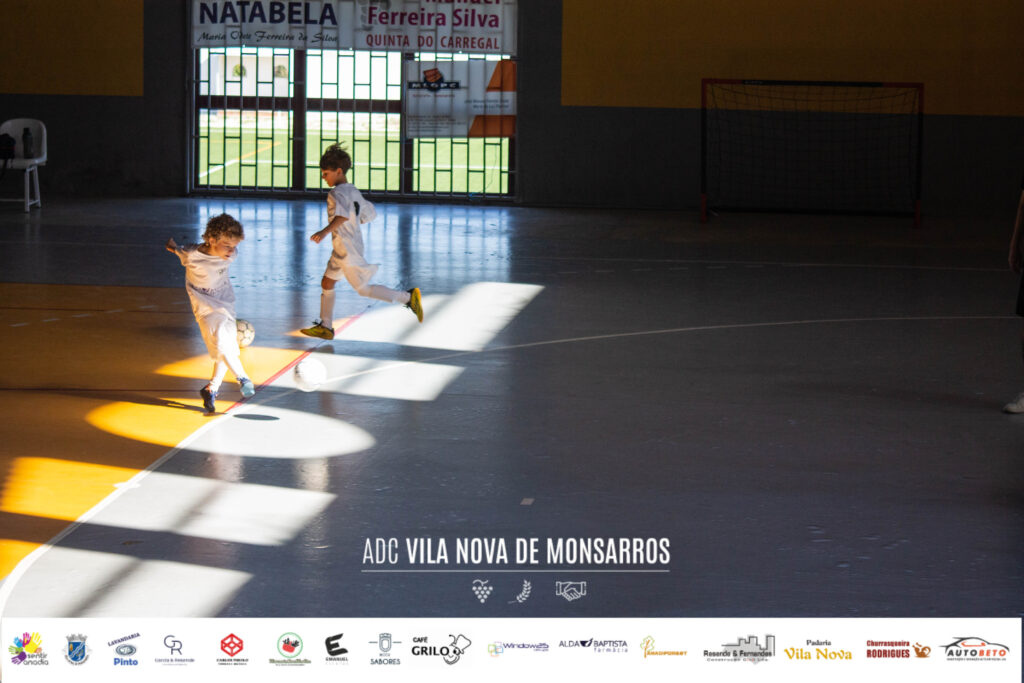 ADC Vila Nova de Monsarros vs Club Domus Nostra - Jogo de Apresentação Benjamins