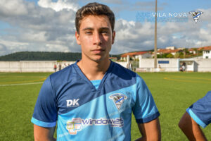 <strong class="sp-player-number">9</strong> Afonso Luís